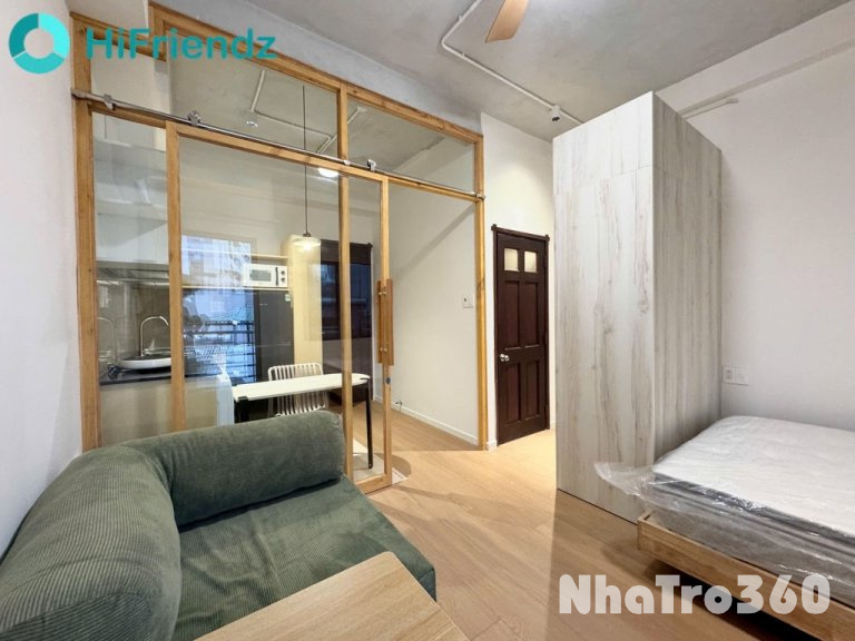 Khai truơng căn hộ tách bếp Q1, ban công, y hình