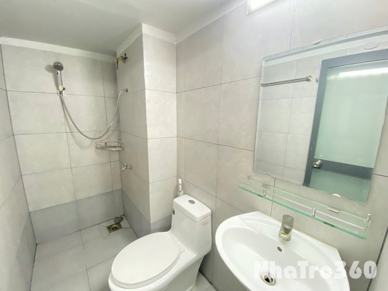 Cho Thuê Căn Hộ Có Gác Lửng Và Cửa Sổ