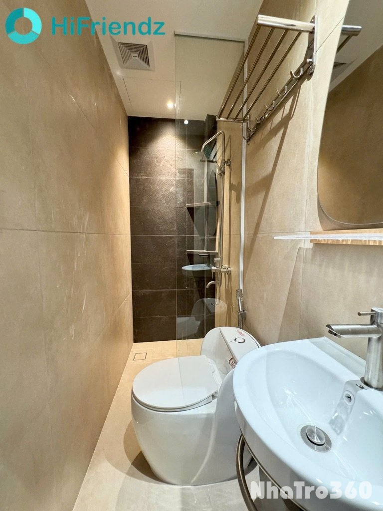 Khai truơng căn hộ tách bếp Q1, ban công, y hình