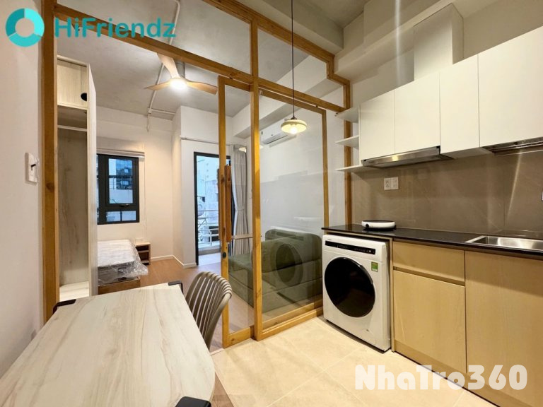 Khai truơng căn hộ tách bếp Q1, ban công, y hình