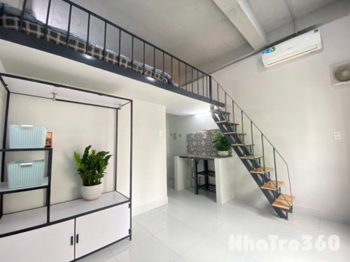 Cho Thuê Căn Hộ Có Gác Lửng Và Cửa Sổ