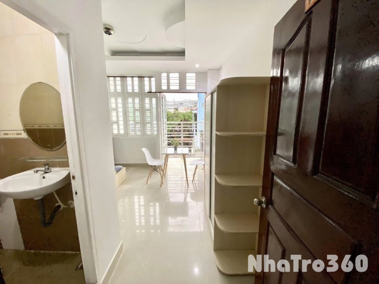 Phòng Trọ Giá Rẻ Ban công Tại Luỹ Bán Bích TP