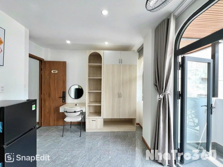 Căn hộ ban công quận 1, gần chợ Bến Thành, Bitexco