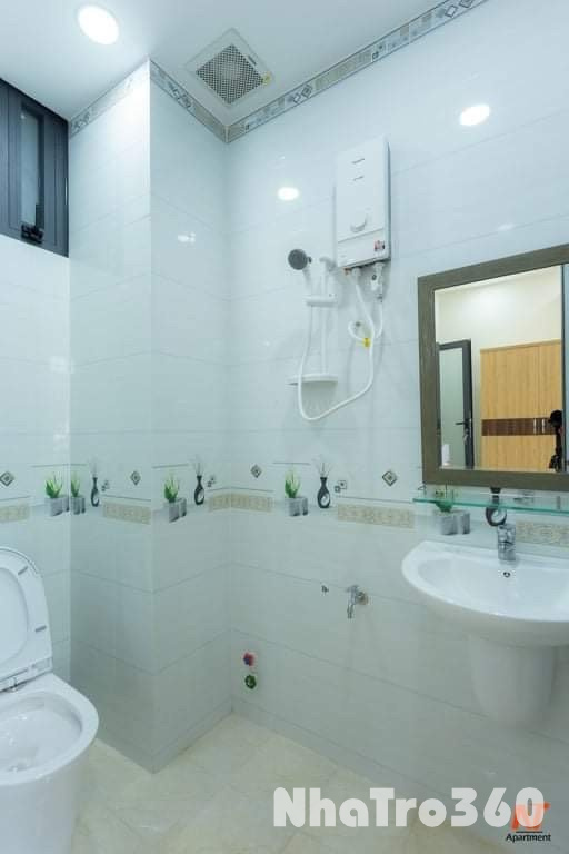 Cho thuê studio bancong Thành Thái Q10 - Thang máy