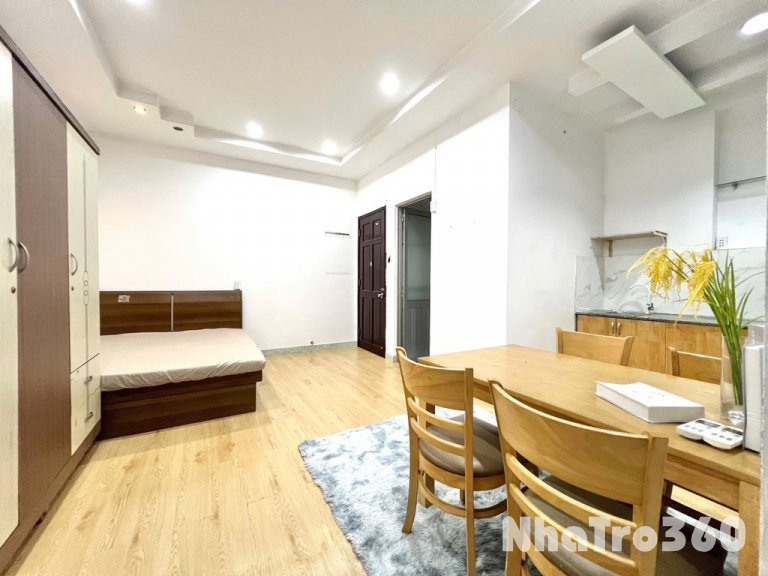 CĂN HỘ DỊCH VỤ CÓ BAN CÔNG – FULL NỘI THẤT