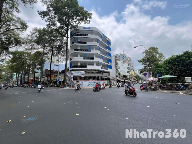 Cho Thuê Nhà Góc 2 Mặt Tiền 476-478 Nguyễn Chí Thanh, Quận 10 – Hơn 1.000m², 7 Tầng.