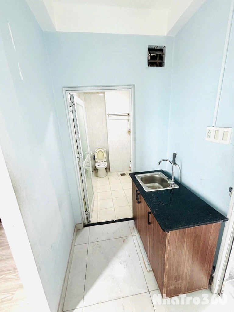 1 Phòng Ngủ - Tách Bếp - 2 Cửa Sổ giá 3tr9