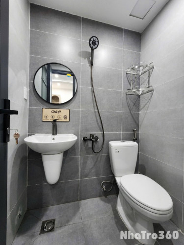 Cho thuê căn hộ Q1, đường Lê Thánh Tôn, gần ĐH Mở, Công Viên Tao Đàn, chợ Bến Thành