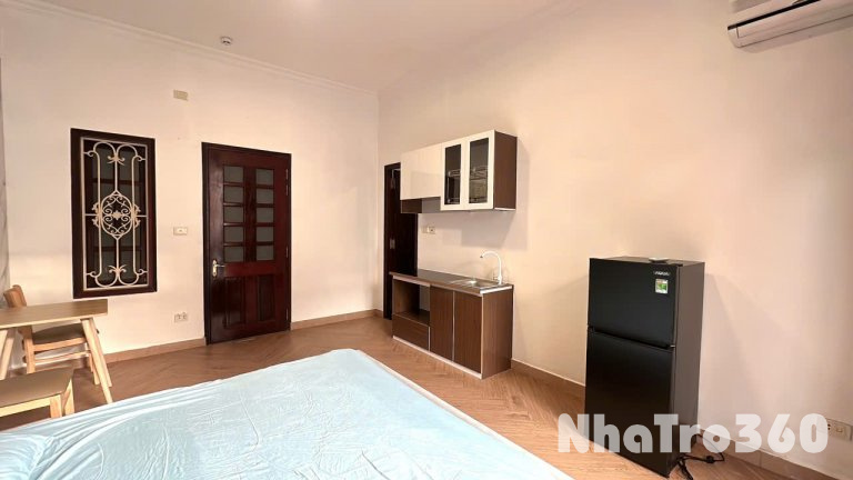 Căn hộ ngay trung tâm quận 10, có bancol, máy giặt riêng, gần Đại học UEH, quận 1, quận 5