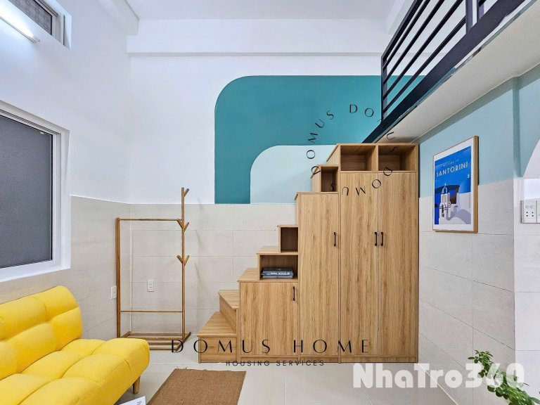 Duplex cửa sổ , Fnt, gần Lotte, Tdtu, thoáng, mát, q1,4,8 trong 5p