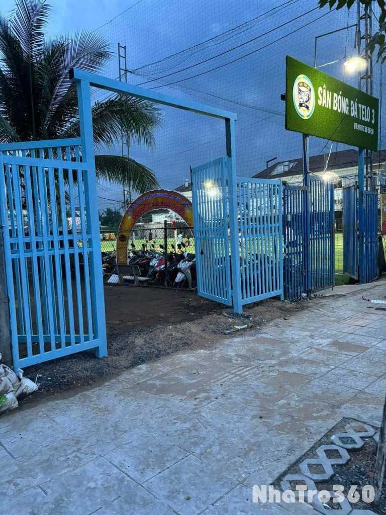 49. Mặt bằng 8 triệu Hoàng Quốc Việt