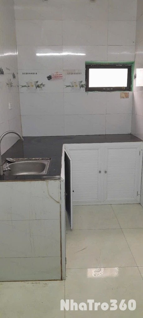 2.5 TRIỆU THUÊ NHÀ TRUNG TÂM TP, GẦN TIỆN ÍCH