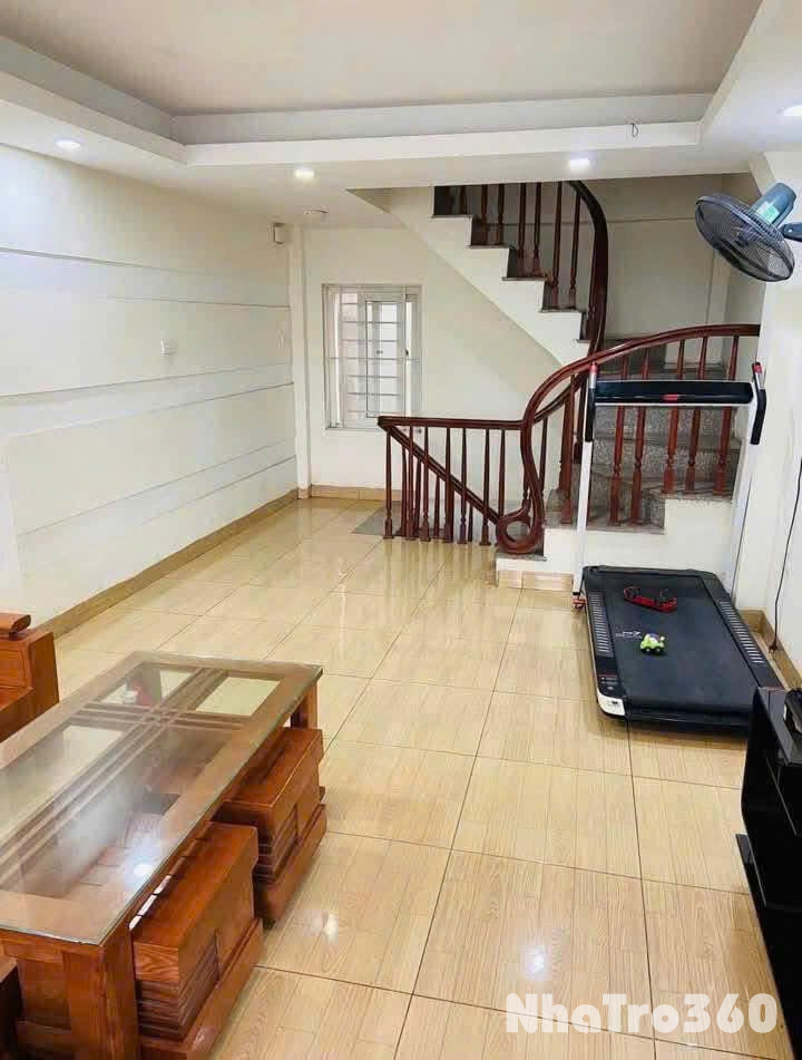 Cho Thuê Nhà Full Đồ – 6 Tầng – Ô Tô Đậu Cửa – Thanh Trì, Hà Nội