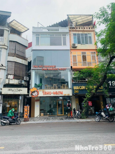 Cho thuê nhà mặt phố ĐỘI CẤN 65M x 4 tầng, mặt tiền 4.5m giá thuê 30tr/tháng