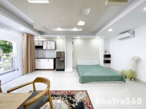Studio ban công, Fnt, gần Lotte, Tdtu, thoáng, 40m2, 5p đi q1,4,8