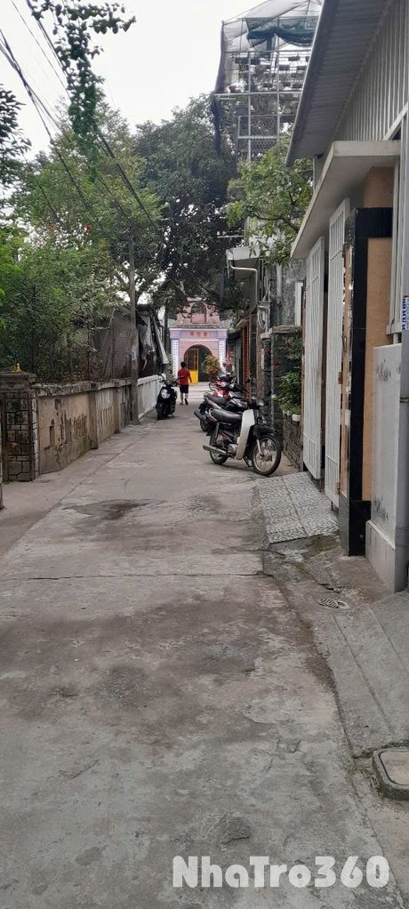 2.5 TRIỆU THUÊ NHÀ TRUNG TÂM TP, GẦN TIỆN ÍCH