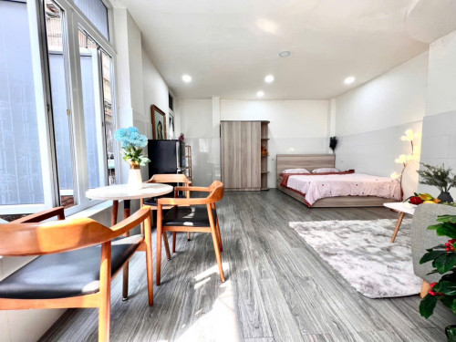 Cho thuê căn hộ Studio Cửa sổ thoáng Q1 gần Ngã Năm Cống Quỳnh, công viên 23 tháng 9, Bitexco, chợ Bến Thành