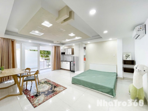 Studio ban công, Fnt, gần Lotte, Tdtu, thoáng, 40m2, 5p đi q1,4,8
