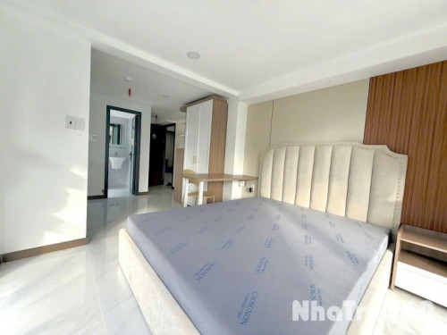 STUDIO MỚI 100% FULL NỘI THẤT BAN CÔNG, CỬA SỔ THOÁNG MÁT, GẦN LOTTE MART, CRESCENT MALL, TDTU, RMIT