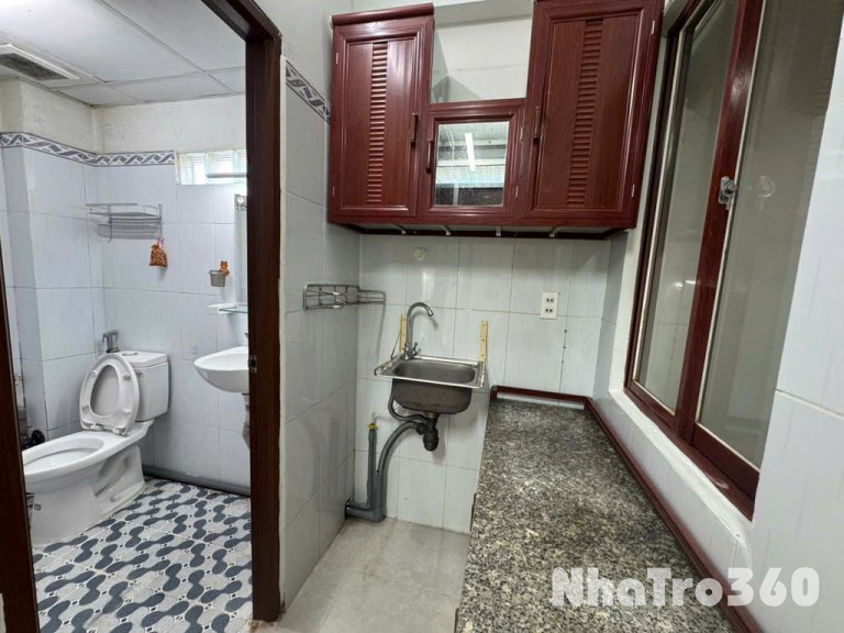 Giảm giá sốc cho HSSV ở 4-6 người thoải mái BThanh