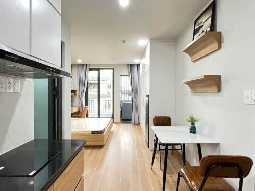 STUDIO BAN CÔNG FULL NT P.TÂN KIỂNG Q7 GẦN CRESENT MALL, LOTTE, RMIT, TDTU, Q1-4-8