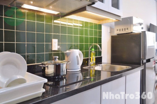 Căn Hộ Ban Công Full Nội Thất Thang Máy Quận 4