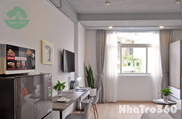 Căn Hộ Ban Công Full Nội Thất Thang Máy Quận 4