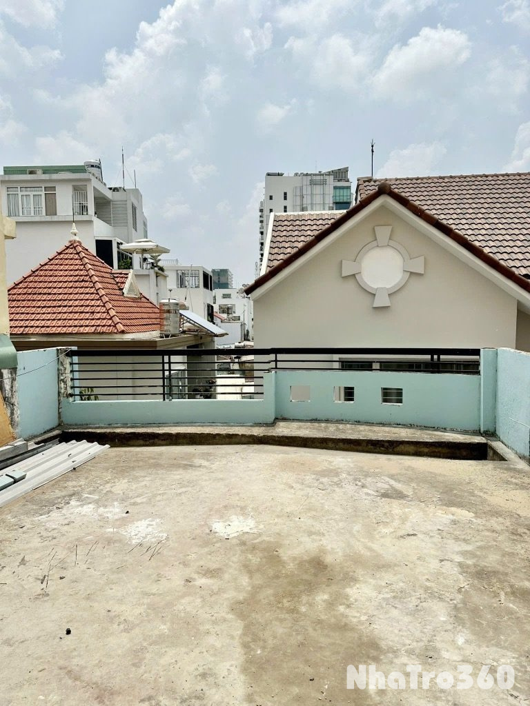 Căn Penhouse 1 Phòng Ngủ full nội thất+Ban Công