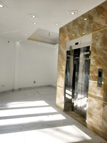 Nhà tôi cho thuê nhà hai cửa đi, mới, 97m2_ 4T; vỉa hè, Lò Đúc-30 Tr