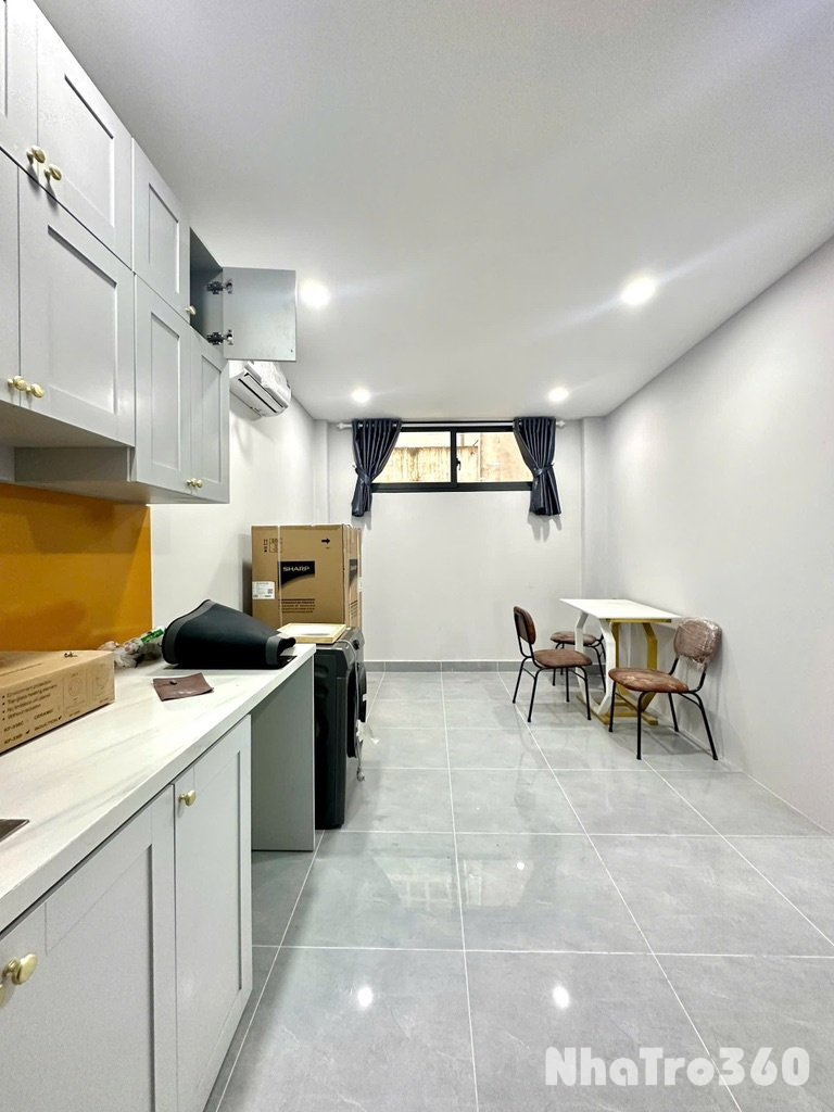 Căn hộ tách bếp full nội thất Sư Vạn Hạnh Quận 10