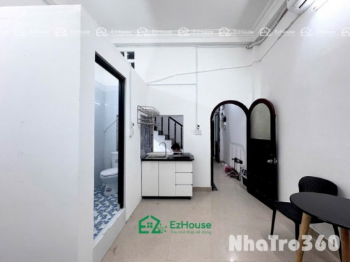 Full nội thất, cửa sổ, tự do, giá rẻ