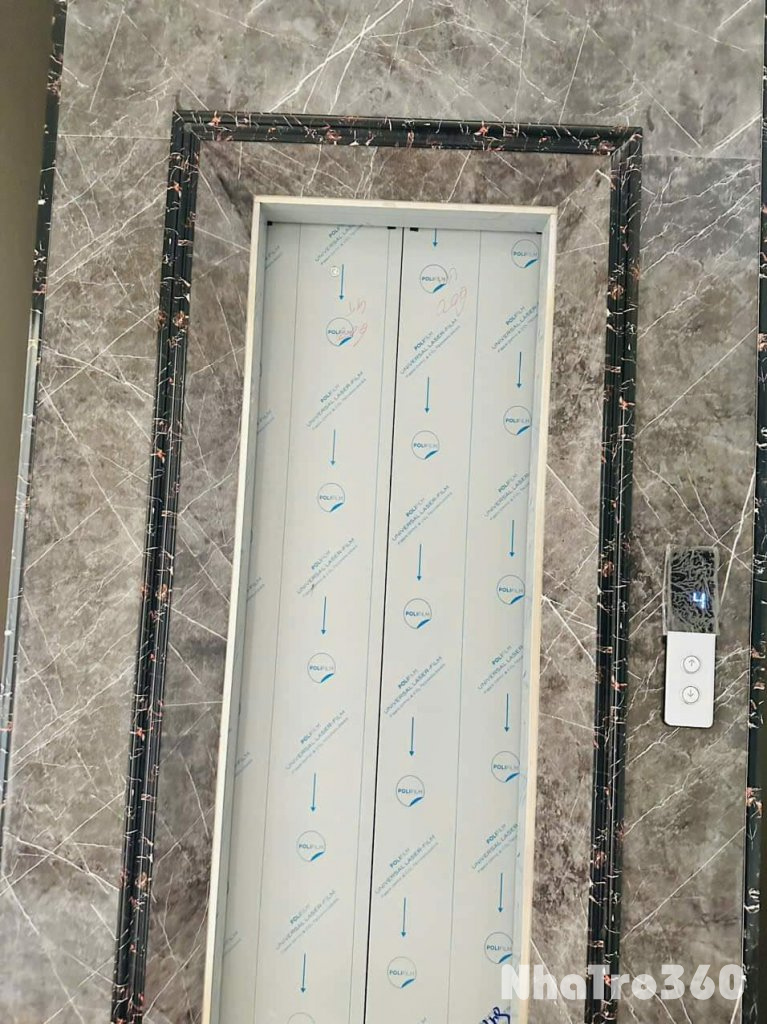 Mình cho thuê nhà mới, hai mặt tiền, Thụy Khuê, 106m2x 4T vỉa hè 31 Tr