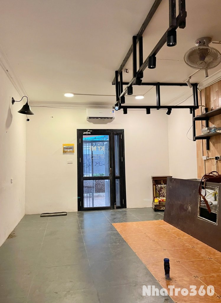 CHÍNH CHỦ CHO THUÊ MẶT BẰNG KINH DOANH TẦNG 1 TẬP THỂ ĐẠI HỌC SƯ PHẠM  CẦU GIẤY