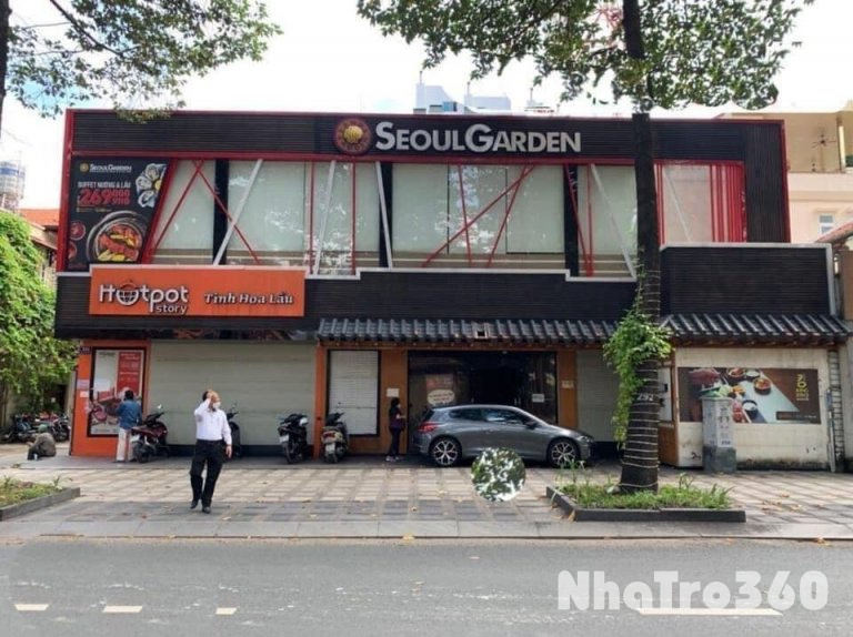 Cho thuê MBKD - Nhà mặt phố Trần Huy Liệu, GIảng Võ 150M x 2 tầng, mặt tiền 30M KD mọi mô hình