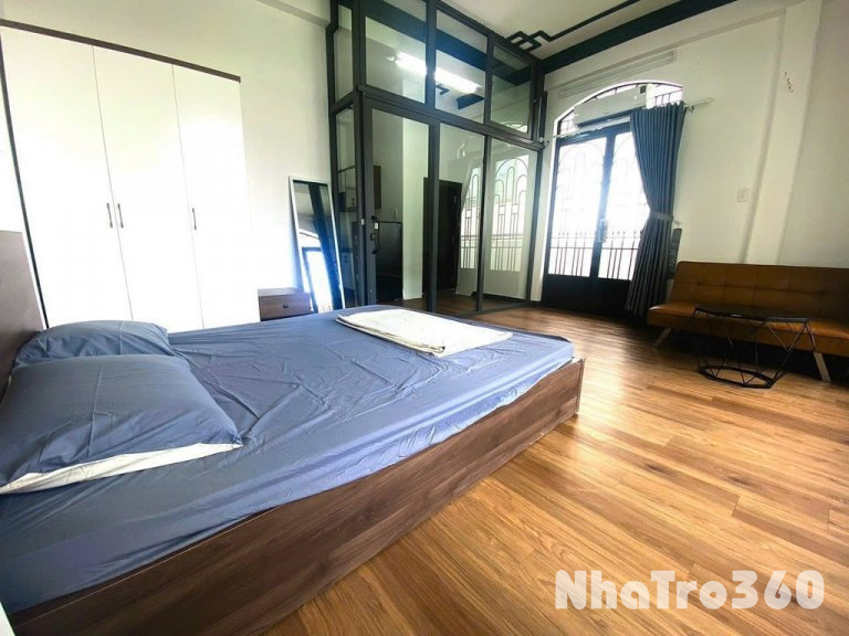 Full nội thất, hẻm xe hơi, 2 bancol