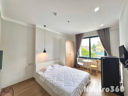 Căn Hộ Studio Cửa Sổ Thang Máy Ngay Sân Bay