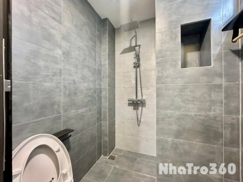 Căn hộ quận 4, ban công đầy đủ nội thất gần Quận 1