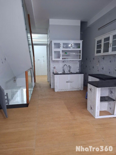 Nhà 1 trệt 2 lầu gần ngã 4 Bình Triệu, vạn phúc