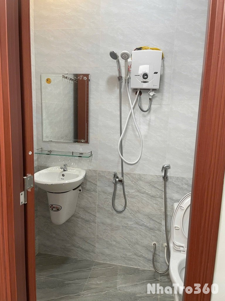 Studio giá rẻ - máy giặc riêng - Nhất Chi Mai