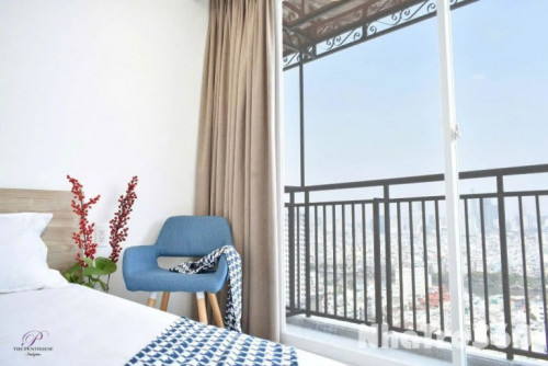 STUDIO FULL NỘI THẤT BAN CÔNG, CỬA SỔ THOÁNG MÁT, GẦN LOTTE MART, CRESCENT MALL, TDTU, RMIT