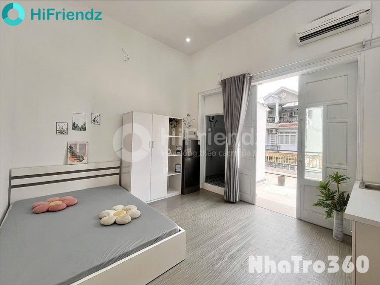 Căn hộ balcony cực rộng, chưa qua sử dụng, Q7