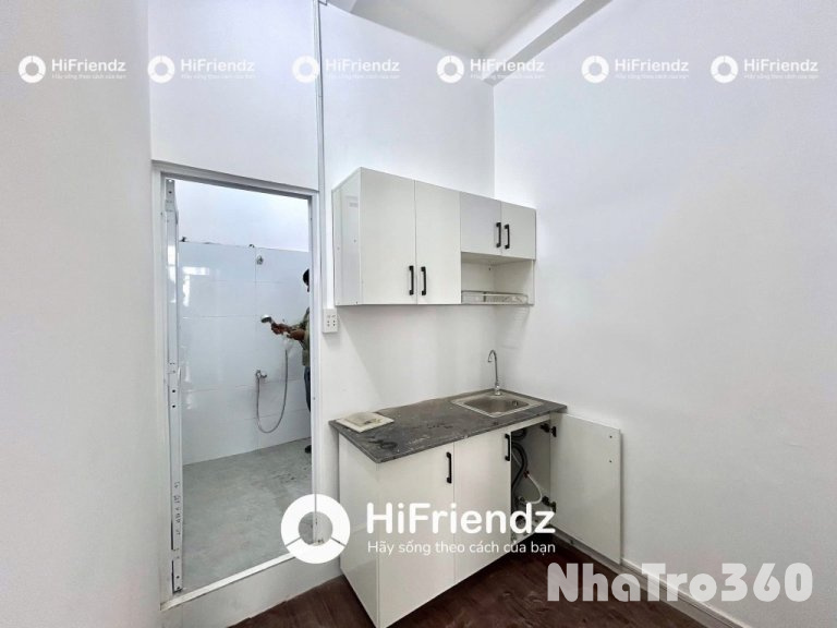 Full nội thất, cửa sổ, ban công, tự do, giá rẻ