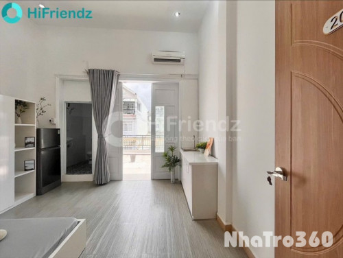 Căn hộ balcony cực rộng, chưa qua sử dụng, Q7