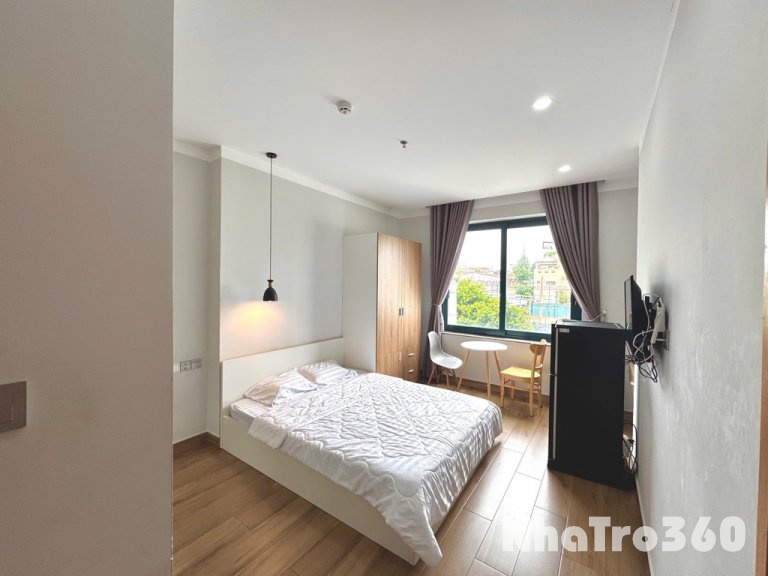 Căn Hộ Studio Cửa Sổ Thang Máy Ngay Sân Bay