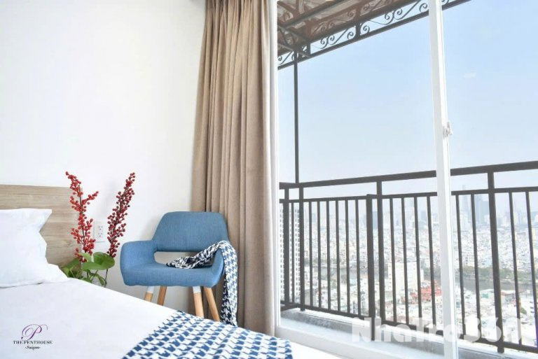 STUDIO FULL NỘI THẤT BAN CÔNG, CỬA SỔ THOÁNG MÁT, GẦN LOTTE MART, CRESCENT MALL, TDTU, RMIT