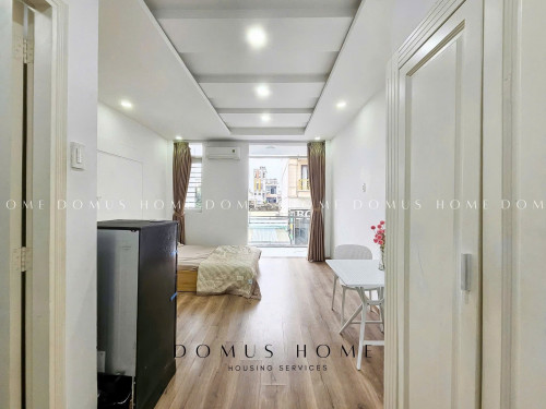 STUDIO MỚI 100% FULL NỘI THẤT BAN CÔNG, CỬA SỔ THOÁNG MÁT, GẦN LOTTE MART, CRESCENT MALL, TDTU, RMIT
