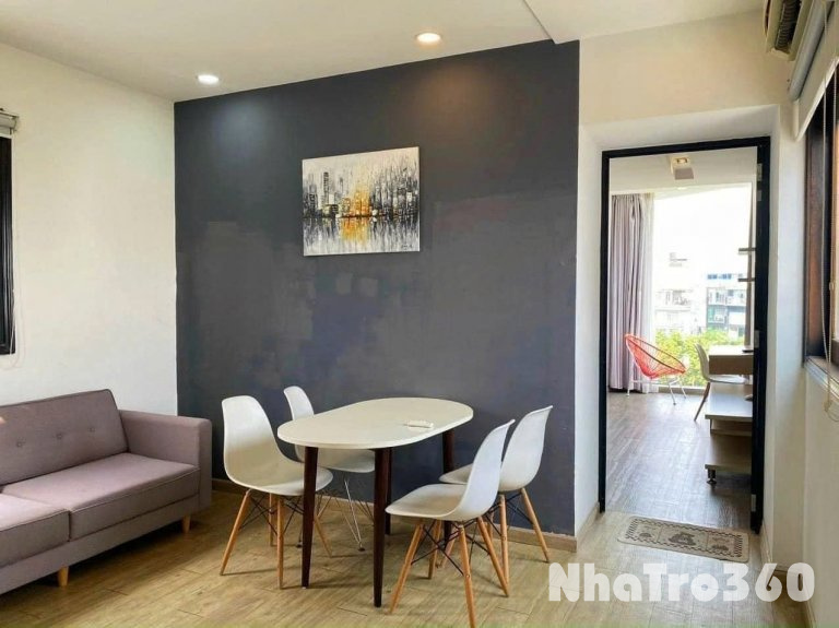 Căn hộ đẹp như penthouse ngay trung tâm quận 3, bancol lớn, gần chùa Pháp Hoa