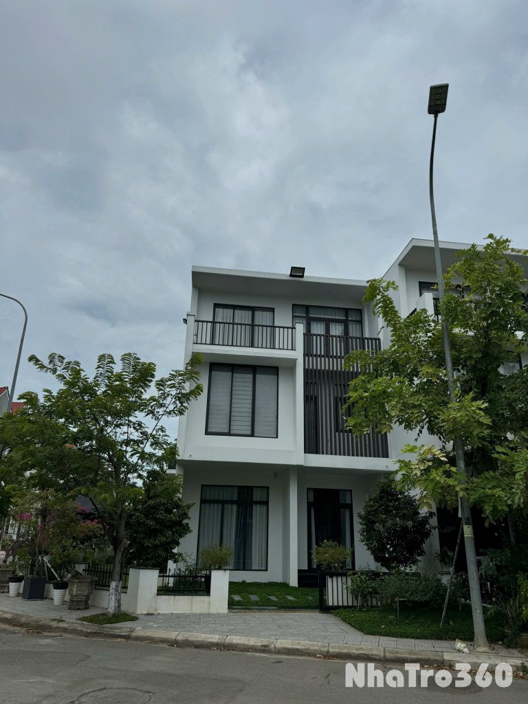 🏡 CHO THUÊ NHÀ 3 TẦNG – 2 MẶT TIỀN TẠI KHU ĐÔ THỊ ROYAL PARK – TP HUẾ
