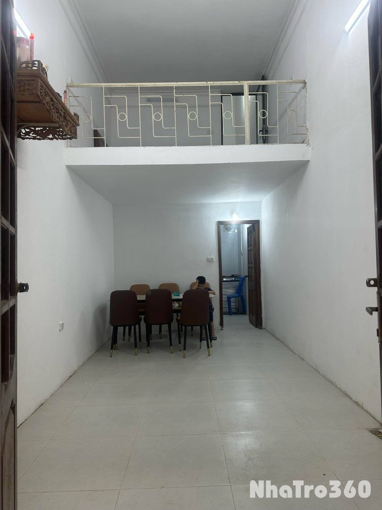 Cho thuê nhà ngõ Nhân Hoà - Thanh Xuân - Giá 7 triệu ctl, 2.5 tầng x 30m2, vào ngay