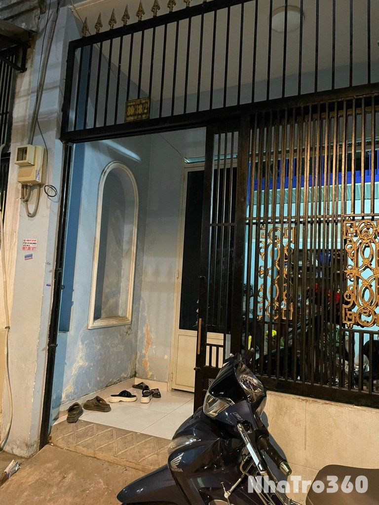 Nhà trống 40m2, có gác lửng, 1 phòng ngủ, Q. BT